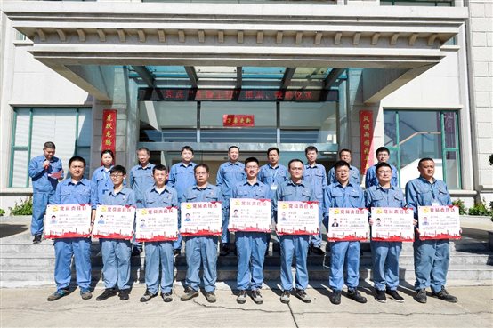 PlayAce直营第一品牌天生赢家一起偕行