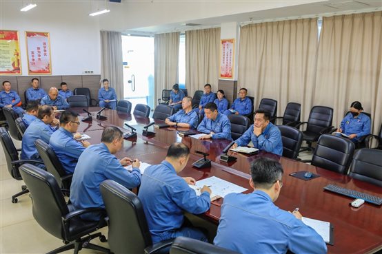 PlayAceÖ±ÓªµÚÒ»Æ·ÅÆÌìÉúÓ®¼ÒÒ»ÆðÙÉÐÐ