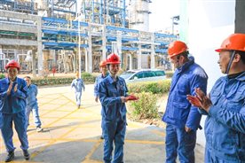 PlayAceÖ±ÓªµÚÒ»Æ·ÅÆÌìÉúÓ®¼ÒÒ»ÆðÙÉÐÐ