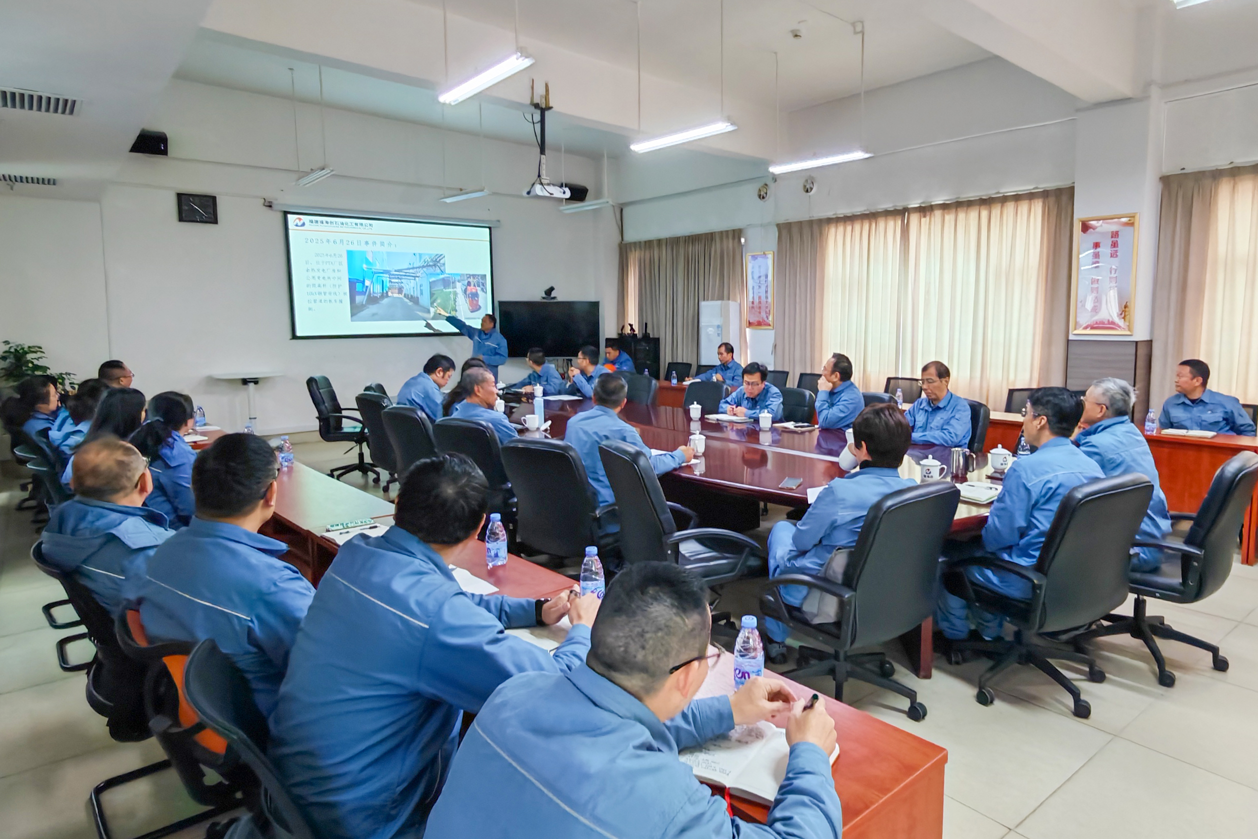 PlayAceÖ±ÓªµÚÒ»Æ·ÅÆÌìÉúÓ®¼ÒÒ»ÆðÙÉÐÐ